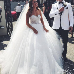 ball gown sweetheart short train tulle applique wedding dress showprettydress