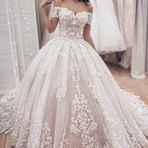 Gorgeous Long Ball Gown Off the Shoulder Lace Appliques Wedding Dress
