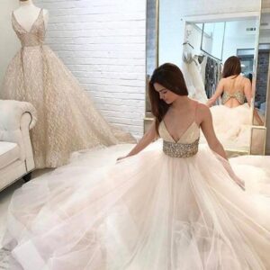 Ivory Long Ball Gown V-neck Tulle Spaghetti Straps Beaded Backless Wedding Dresss