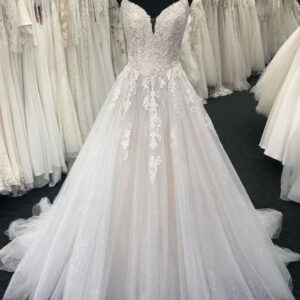 Long A-line Sweetheart Tulle Lace Spaghetti Straps Wedding Dress