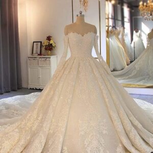 Long Ball Gown Sweetheart Lace Beading Wedding Dresses with Sleeves