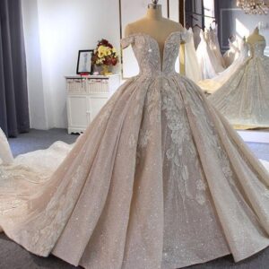 Luxury Ball Gown Off-the-Shoulder Beading Wedding Dresses With Train