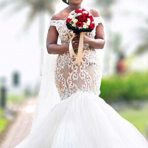 Mermaid Off-the-shoulder Floor Length Tulle Applique Wedding Dress