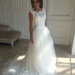 Modest Long A-line Tull Backless Lace Wedding Dress