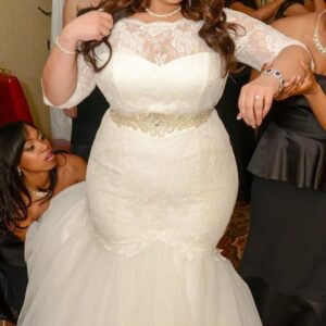 Plus Size Long Mermaid Tulle Lace Wedding Dresses with Sleeves