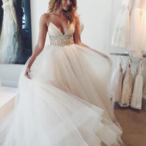 Sexy Ivory Long A-line V-neck Spaghetti Straps Tulle Wedding Dress