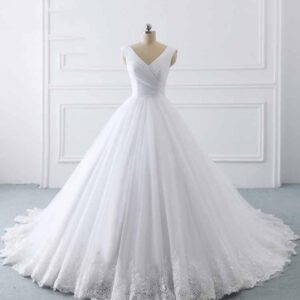 Simple Long Ball Gown V-Neck Lace-Up Tulle Wedding Dresses