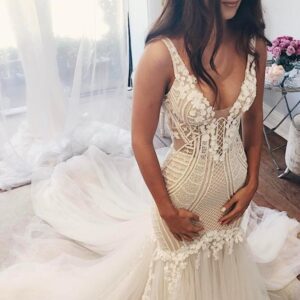 Vintage Long Mermaid V Neck Backless Tulle Wedding Dress