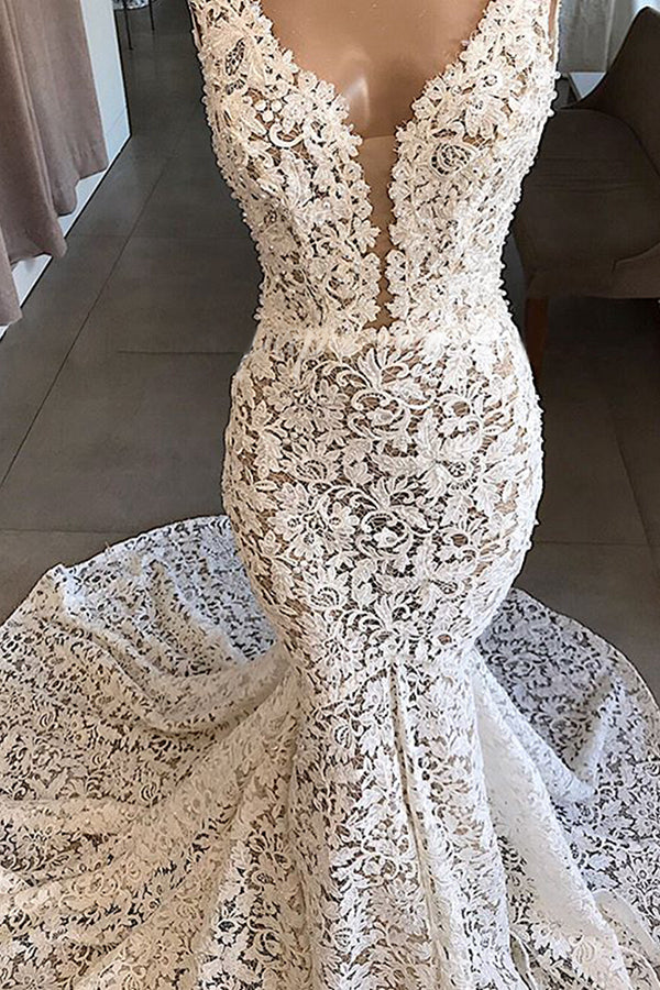 vintage-long-mermaid-v-neck-lace-backless-wedding-dresses-showprettydress-3 Vintage Long Mermaid V-neck Lace Backless Wedding Dresses - Image 3